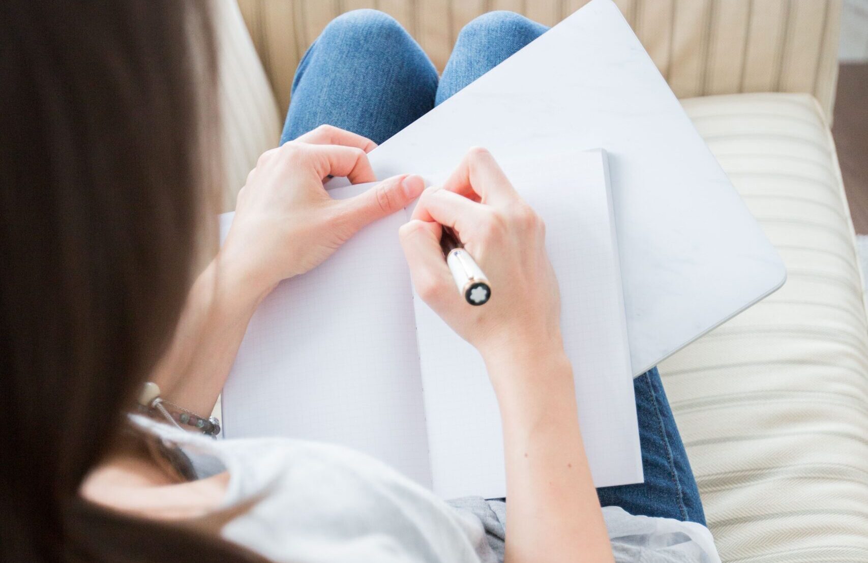 Professional Writing is a must&nbsp;in Central Coast Resume & Cover Letters&nbsp;Service